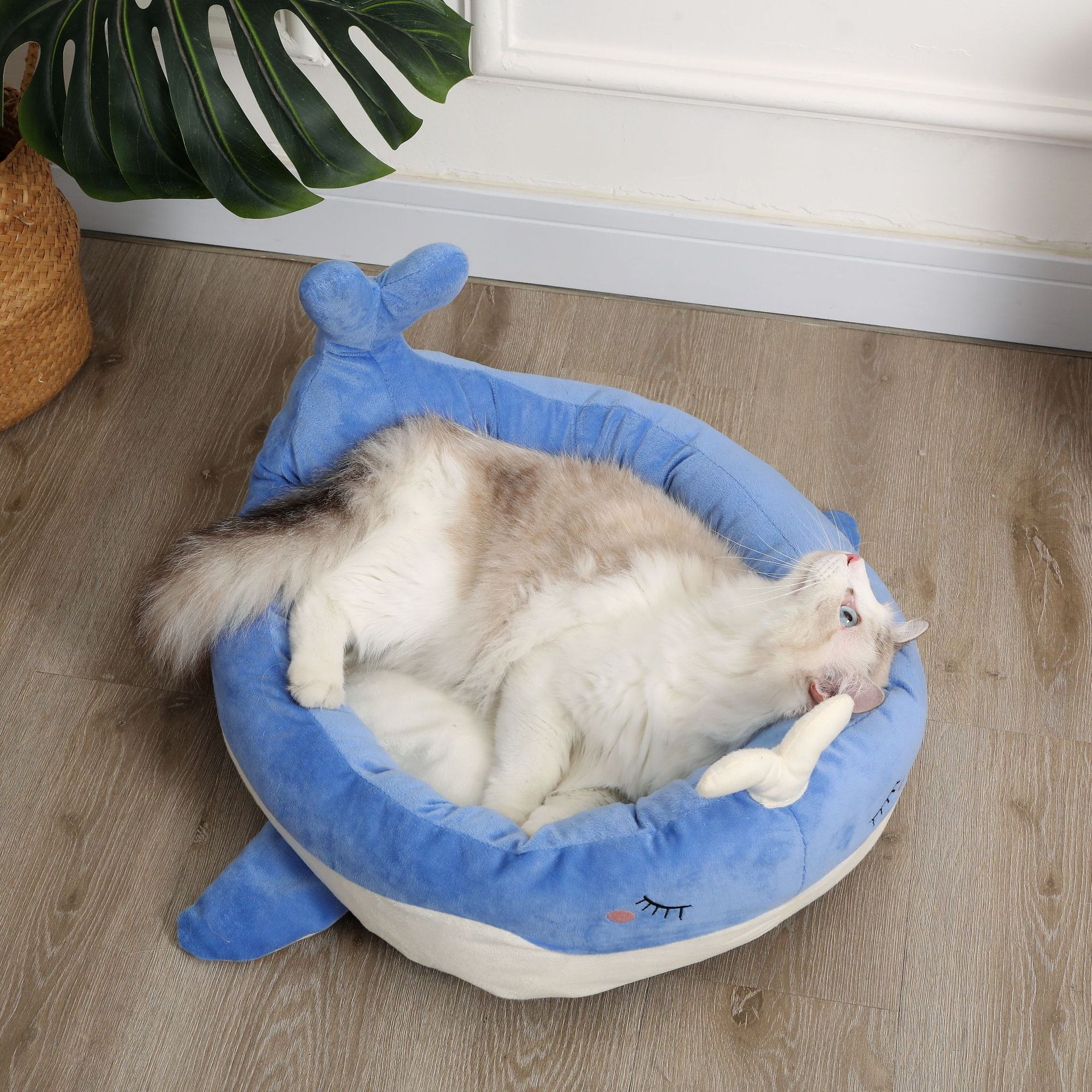 Duck Shape Fluffy Pet Bed Sofa for Small Dogs and Cats